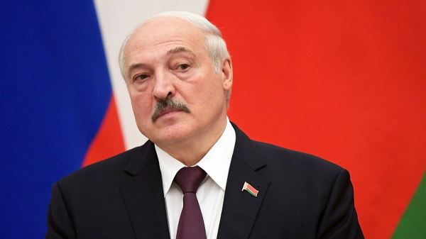 Лукашенко начал угрожать странам НАТО ядерным оружием